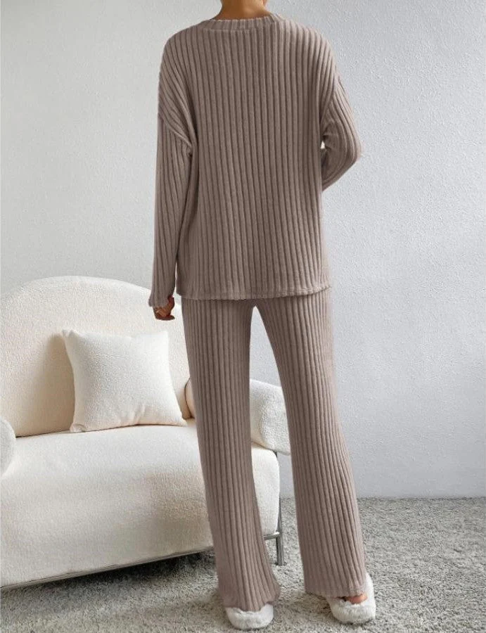 Serena Ribbed Knit Trousers and Jumper Set for Women - Image 8
